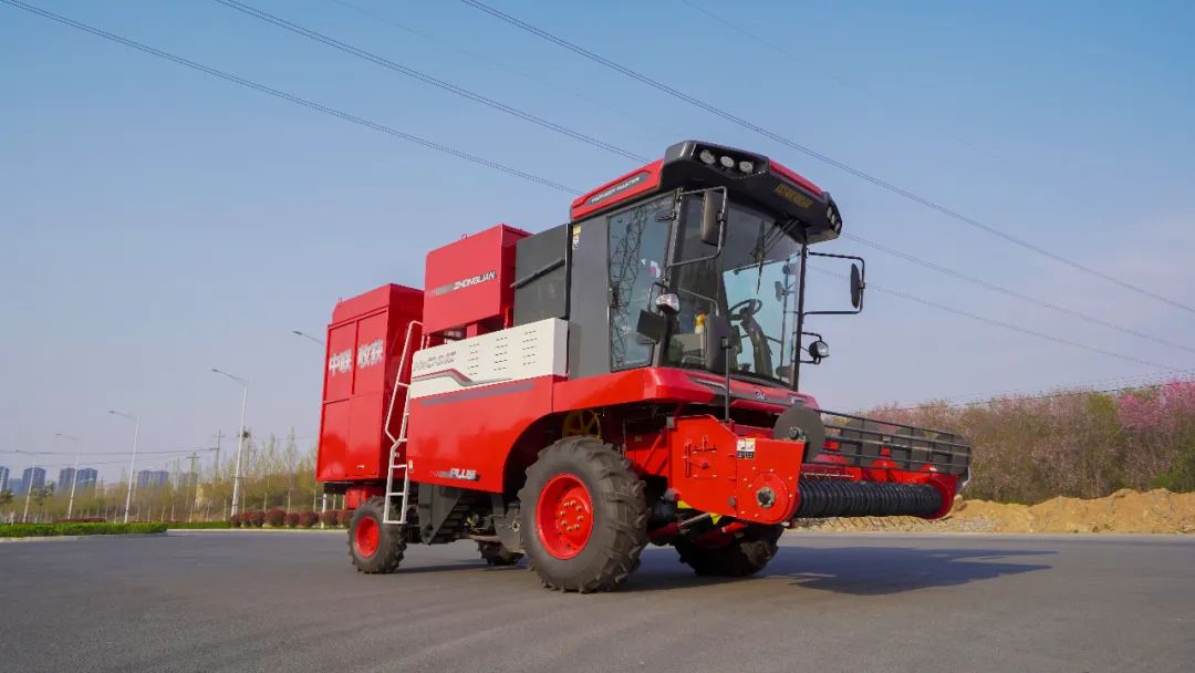 董建華:峰回路轉(zhuǎn)又一春——中聯(lián)收獲花生機打開了我的財富之門 521-1.jpg